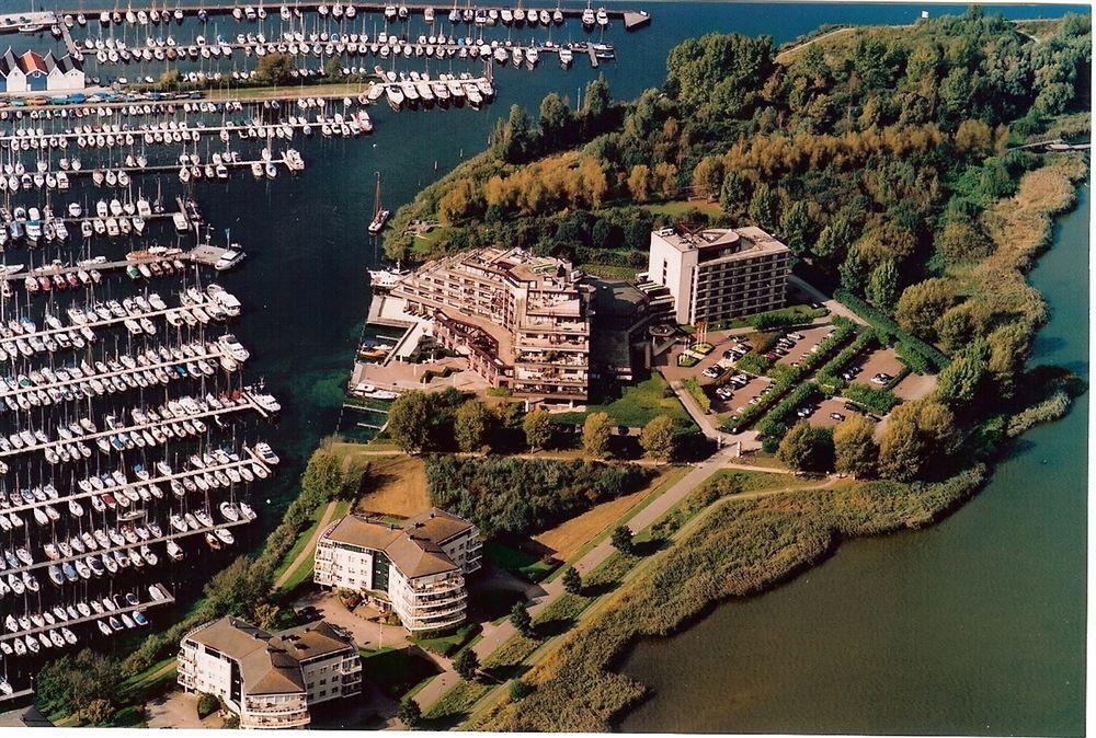 Hampshire Hotel - Newport Huizen Extérieur photo