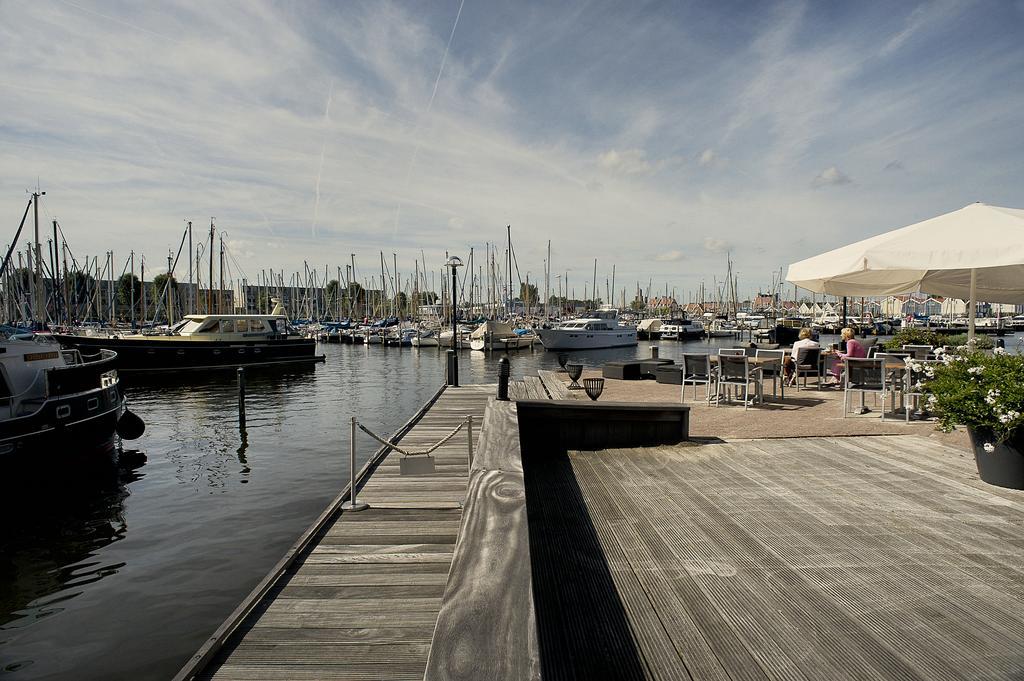 Hampshire Hotel - Newport Huizen Extérieur photo