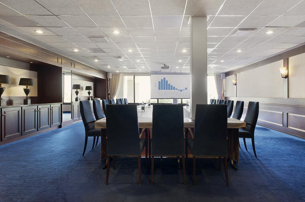 Hampshire Hotel - Newport Huizen Extérieur photo